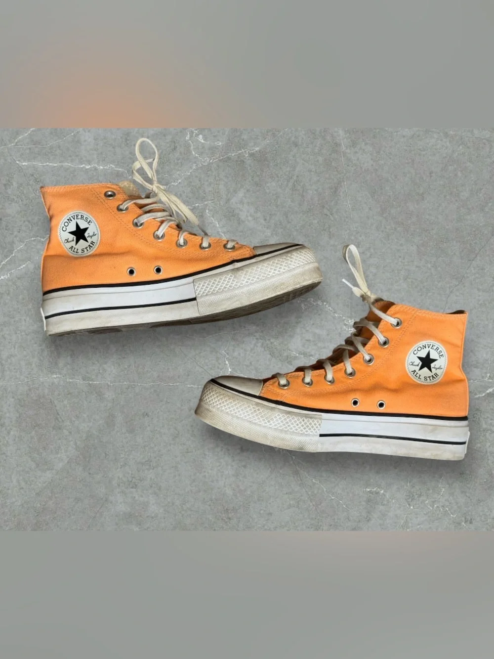 Converse Chuck Taylor All Star Lift Platform High Top Sneakers Peach SZ 8.5
